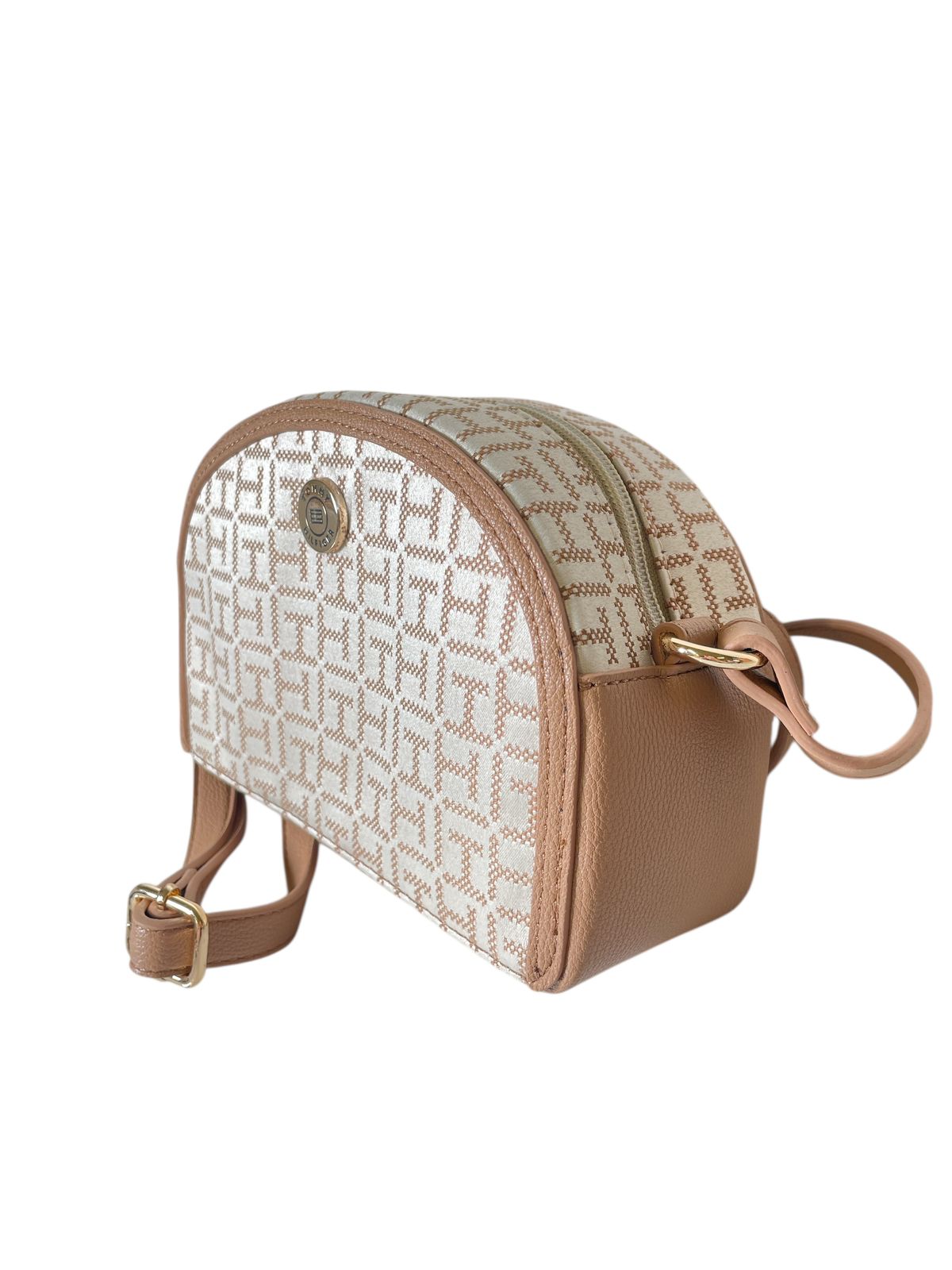 👜 Bolsa Crossbody Tommy Hilfiger Monograma Beige | Estilo Clásico y Tamaño Ideal